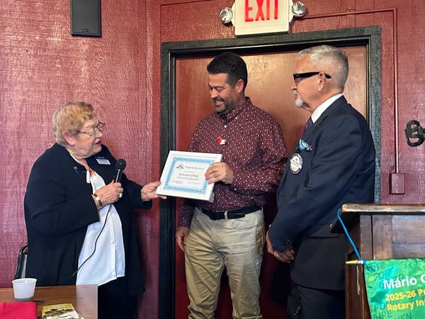 Rotary governor visits Colusa club